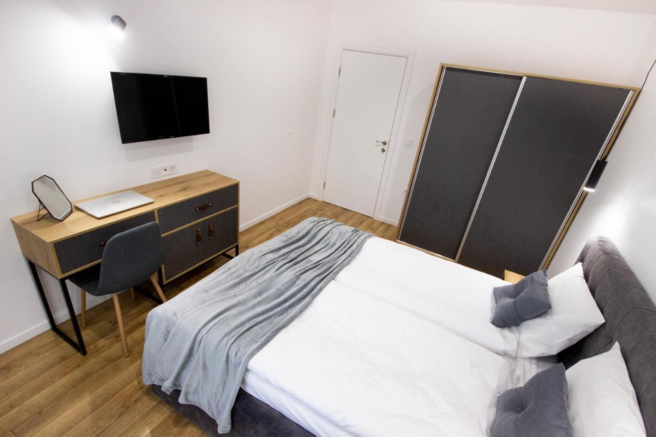 Apartment Eliya By Rv Apartments - Free Parking Варна Екстериор снимка